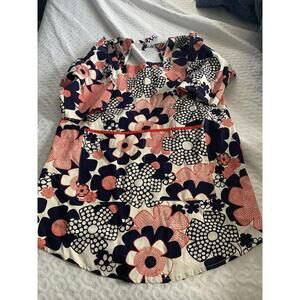 Floral Pattern Short Sleeve Tunic Top Open Back With Front Pockets